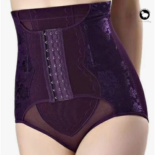 🍑 Curvy Secrets 🍑