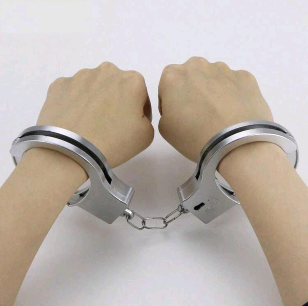 Hands-Love-Cuffed