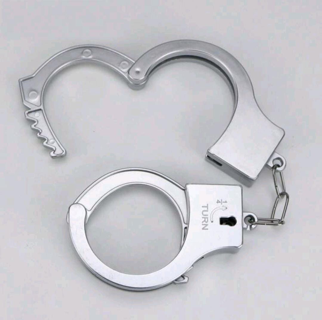 Hands-Love-Cuffed