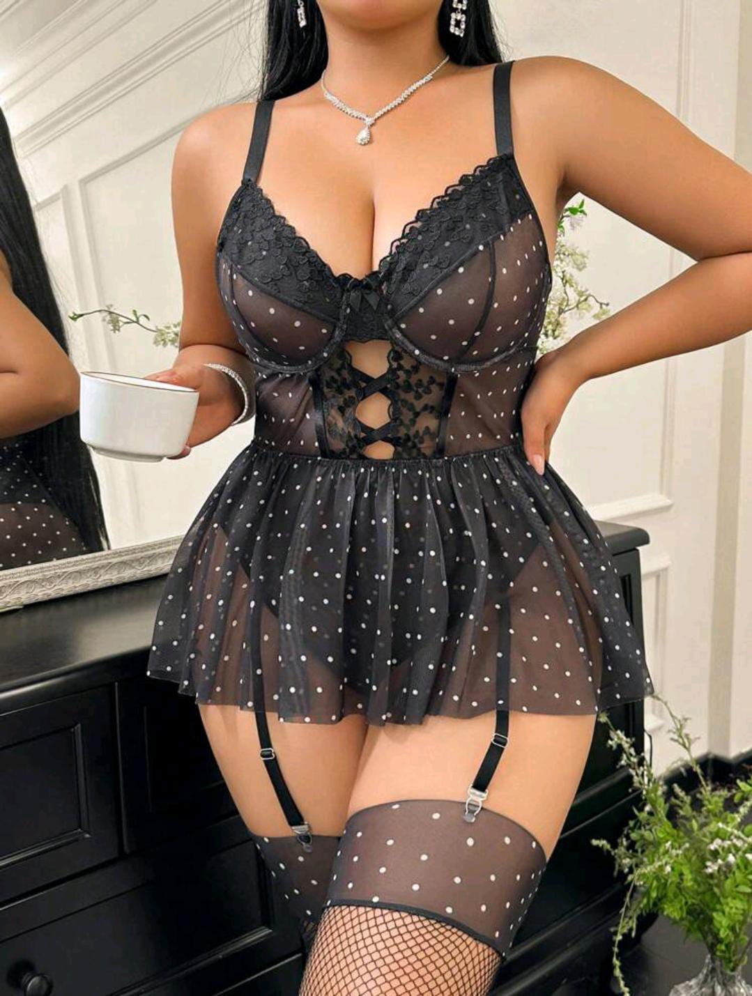 Curvy Glamour Set - Plus Size (Black)