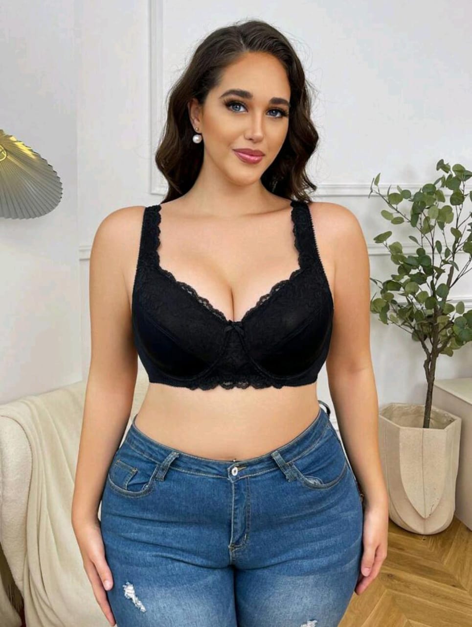 Lace Elegance Full-Coverage Black Bra (Plus Size)