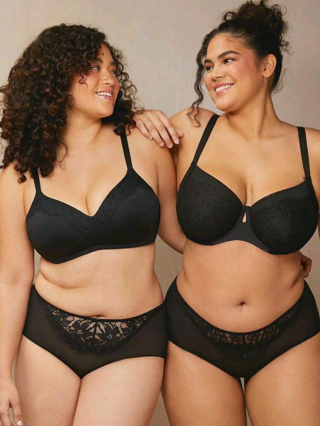 CloudSoft V-Neck Wireless Push-up Black Bra (Plus Size)