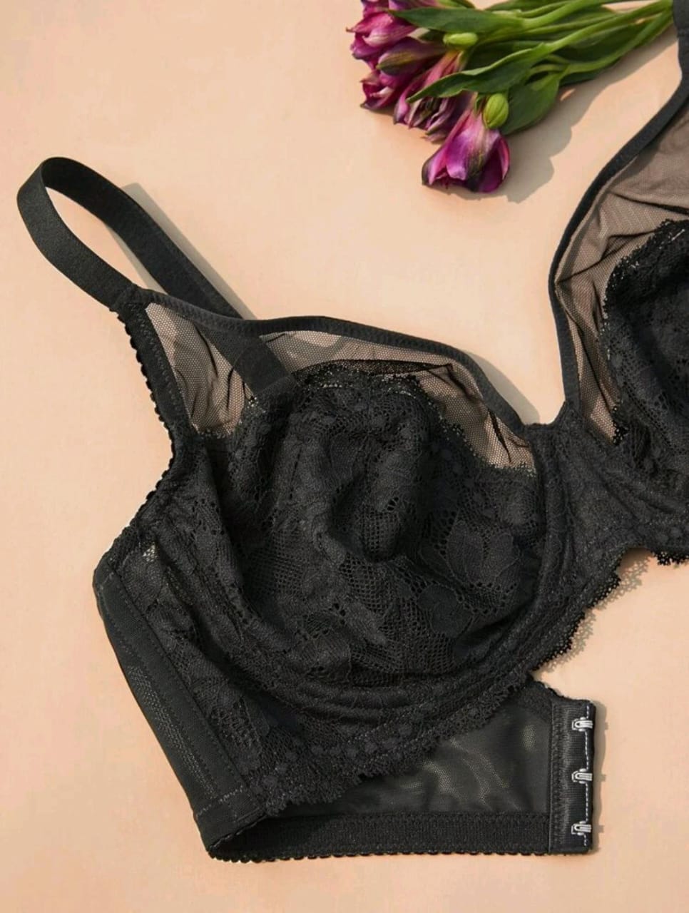 Classic Lace Full-Coverage Bra (Plus Size Black)