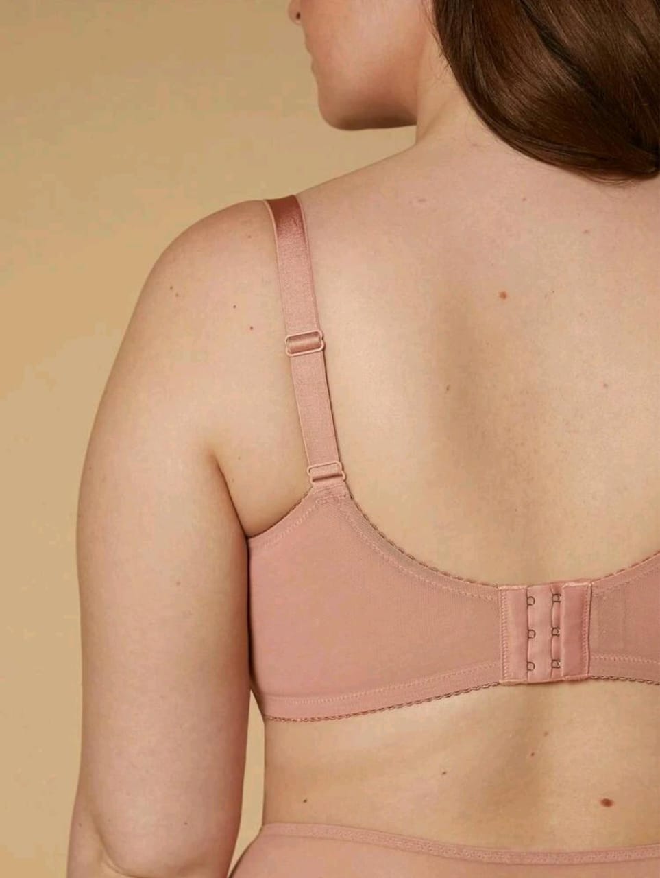 Classic Lace Full-Coverage Bra (Plus Size Pink)